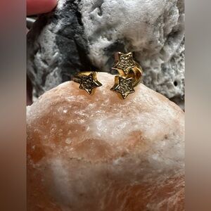 Gold “Starry” Ring with Crystals by Melania Clara